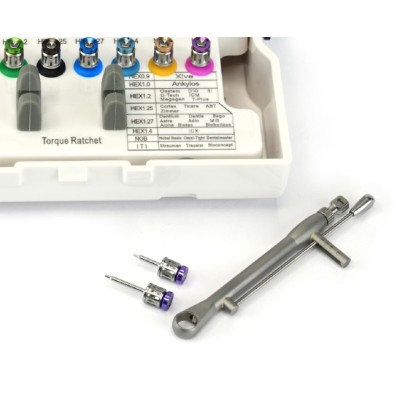 Complete set of 16 screwdrivers for implants